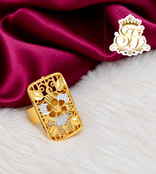 Gold look bridal ring 1