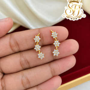 Diamond look earcuff