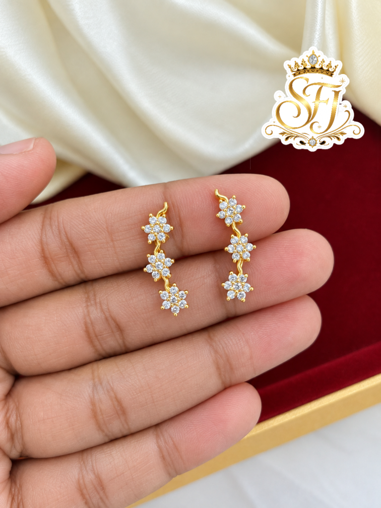 Diamond look earcuff