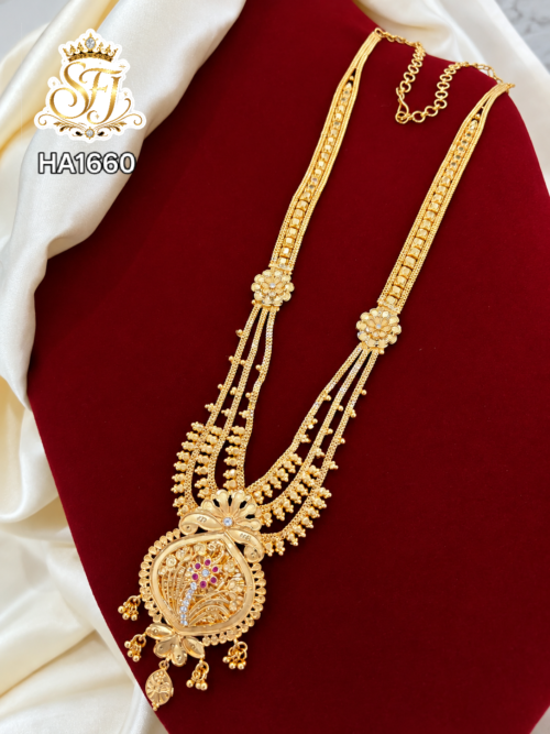 Ruby Stone Gold Look Haram 1