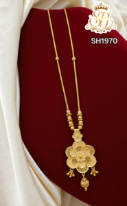 Traditional Floral Pendant short chain