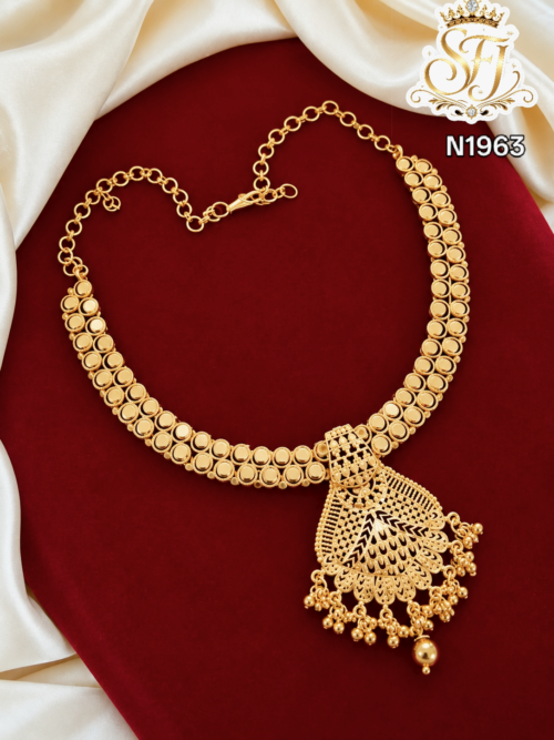 Gold Finish Designer Necklace for Women 1