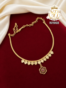 Gold Look Ruby Flower Pendant Necklace – N1968