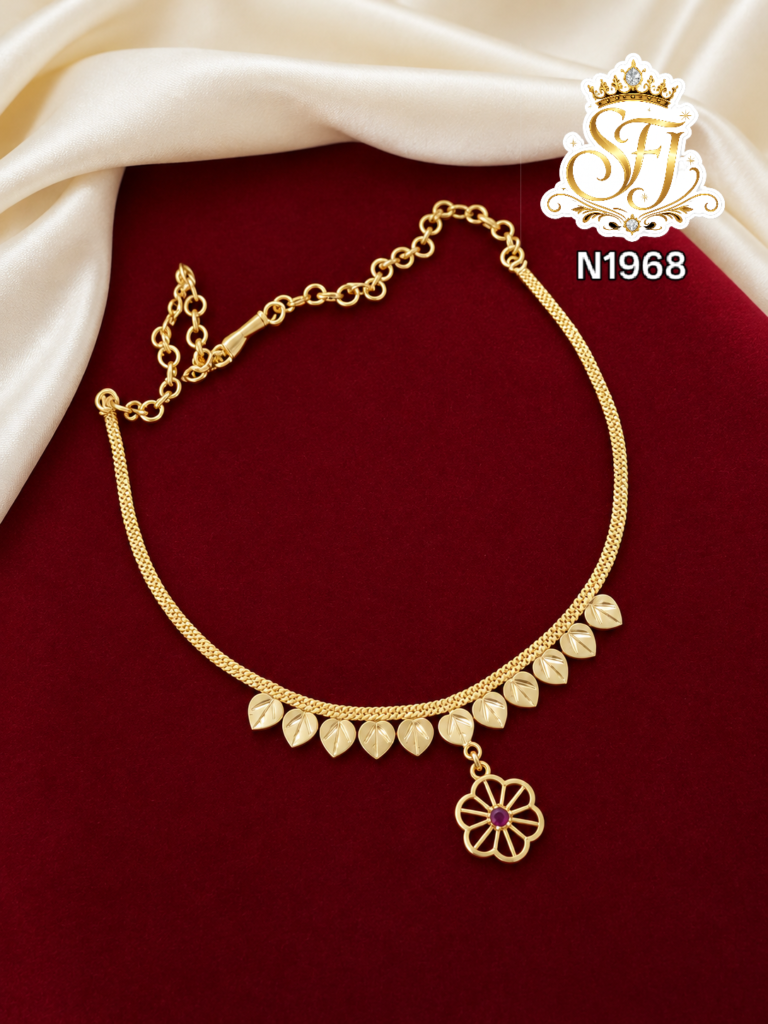 Gold Look Ruby Flower Pendant Necklace – N1968