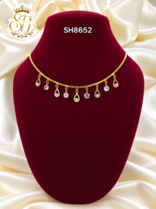 Premium Floral Teardrop White Stone Gold Covering Necklace – SH8652