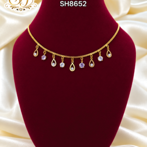 Premium Floral Teardrop White Stone Gold Covering Necklace – SH8652