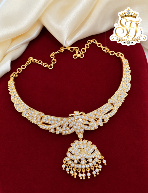 Gorgeous white stone impone necklace 1